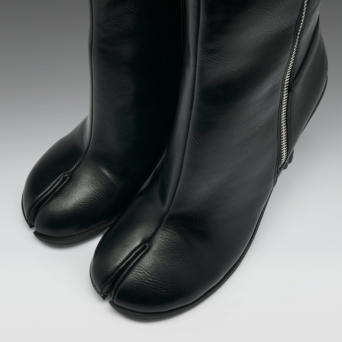 KOI Footwear - Essence Heeled Tabi Boots -Black